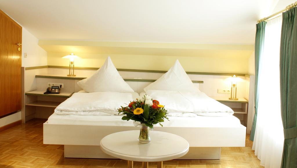 Appartementpension Zum Zacherl Фельдкирхен Номер фото